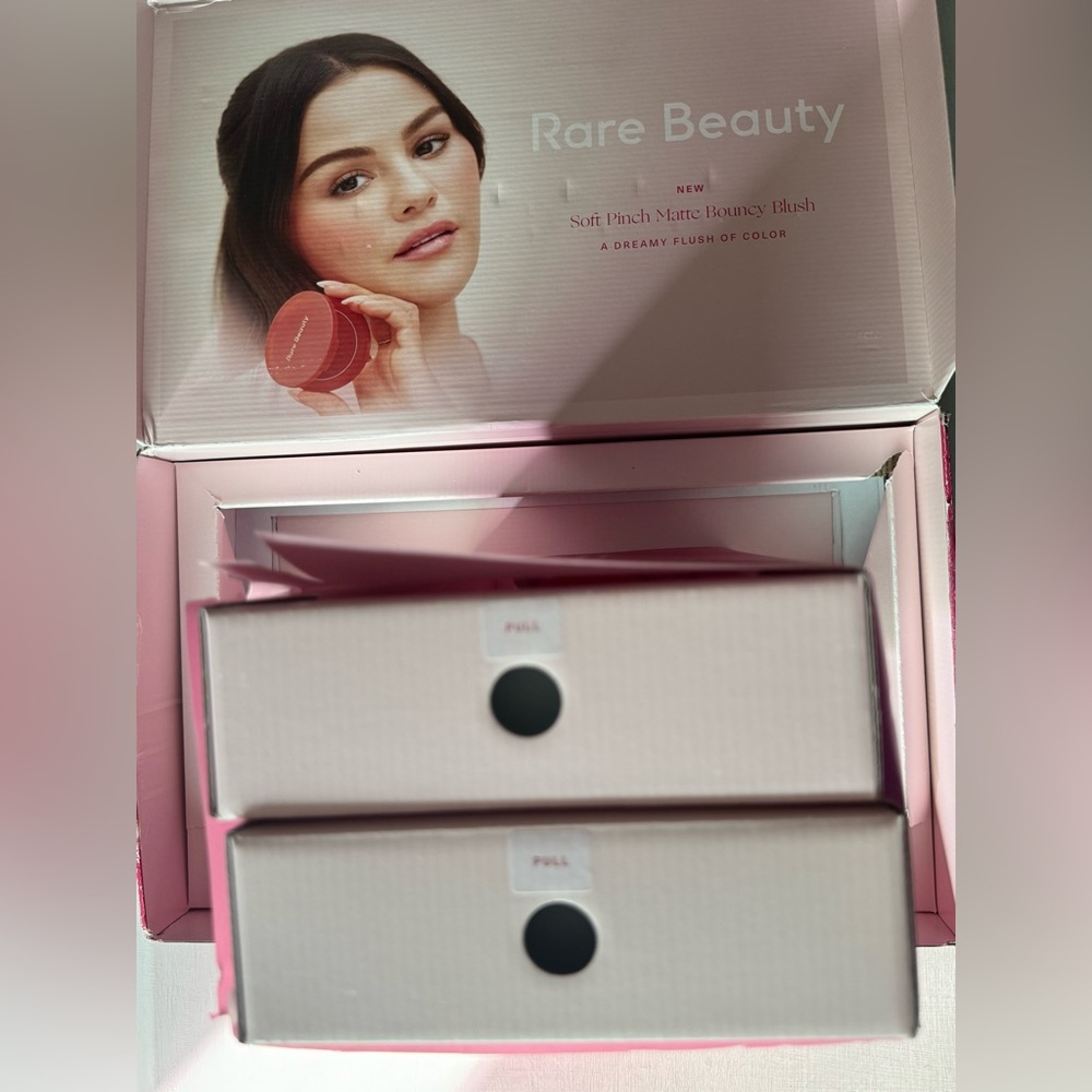 NEW Rare Beauty Soft Pinch Matte Bouncy Blush PR Box Collection - Picture 8 of 15